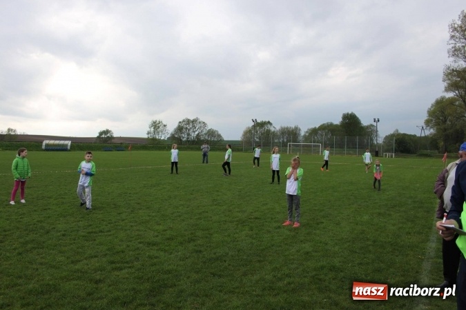 Zdjęcie w galerii na portalu naszraciborz.pl: Schlagballiści z Cyprzanowa i Wojnowic szlifują formę na Międzynarodowy Turniej Schlagballa wiadomości z regionu