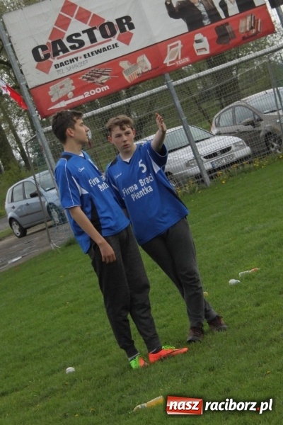 Zdjęcie w galerii na portalu naszraciborz.pl: Schlagballiści z Cyprzanowa i Wojnowic szlifują formę na Międzynarodowy Turniej Schlagballa wiadomości z regionu