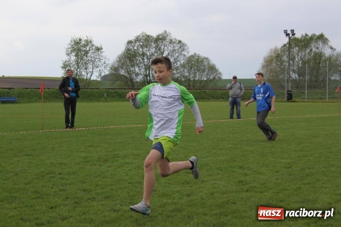 Zdjęcie w galerii na portalu naszraciborz.pl: Schlagballiści z Cyprzanowa i Wojnowic szlifują formę na Międzynarodowy Turniej Schlagballa wiadomości z regionu