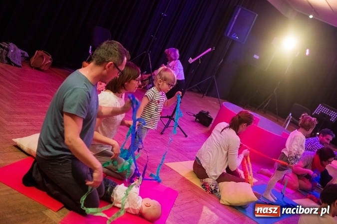 Zdjęcie w galerii na portalu naszraciborz.pl: Maluchy w krainie dźwięku w RCK wiadomości z regionu