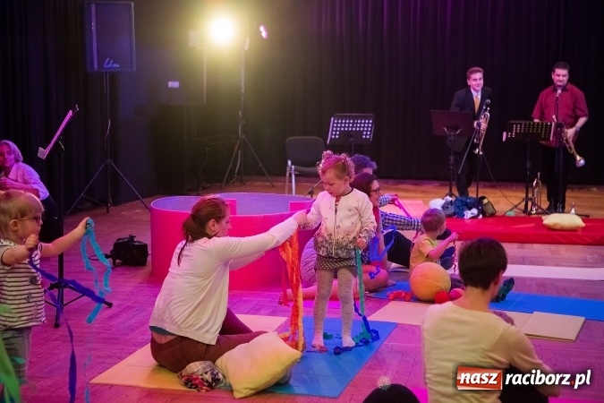 Zdjęcie w galerii na portalu naszraciborz.pl: Maluchy w krainie dźwięku w RCK wiadomości z regionu