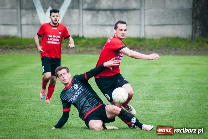 Zdjęcie w galerii na portalu naszraciborz.pl: Derby powiatu: Rzuty wolne tajną bronią Tworkowa wiadomości z regionu