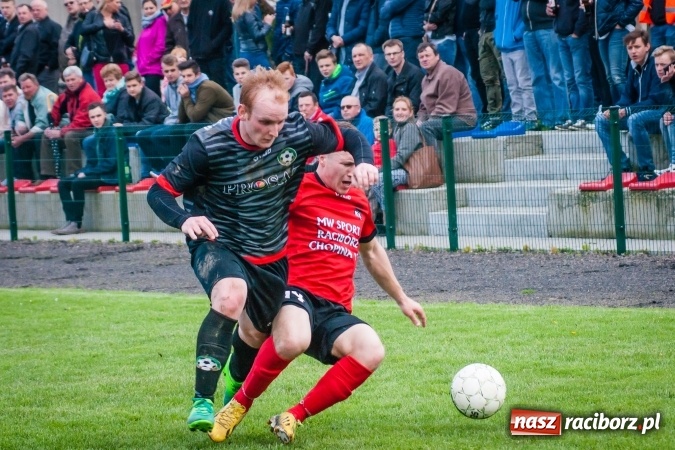 Zdjęcie w galerii na portalu naszraciborz.pl: Derby powiatu: Rzuty wolne tajną bronią Tworkowa wiadomości z regionu