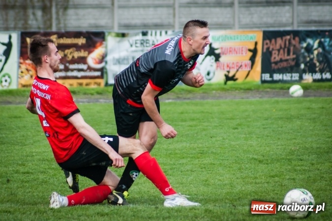 Zdjęcie w galerii na portalu naszraciborz.pl: Derby powiatu: Rzuty wolne tajną bronią Tworkowa wiadomości z regionu