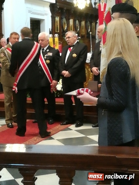 Zdjęcie w galerii na portalu naszraciborz.pl: Zbigniew Woźniak odznaczony Orderem św. Stanisława I klasy wiadomości z regionu