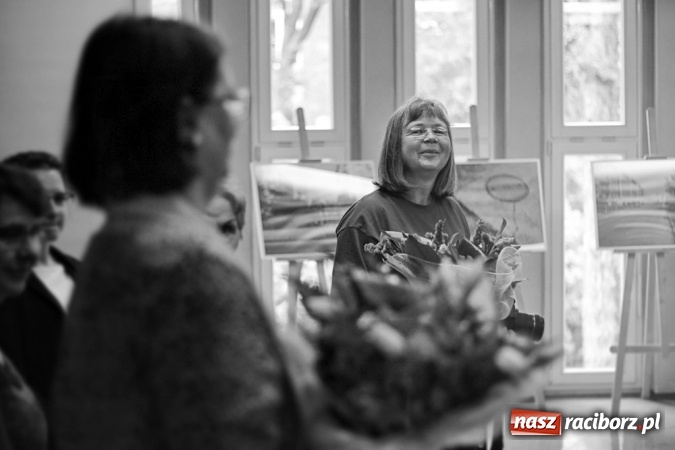 Zdjęcie w galerii na portalu naszraciborz.pl: Czas i miejsce - w Galerii Gawra odbył się wernisaż nowej wystawy  wiadomości z regionu