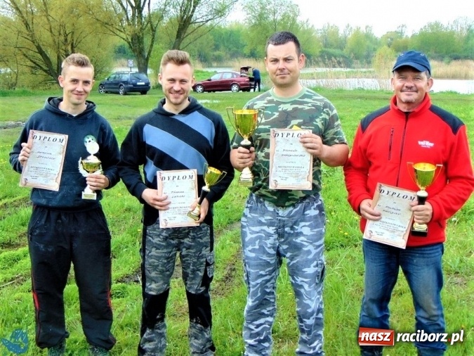 Zdjęcie w galerii na portalu naszraciborz.pl: Raciborskie koło Polskiego Związku Wędkarskiego zorganizowało zawody sportowe w dyscyplinie spławikowej wiadomości z regionu