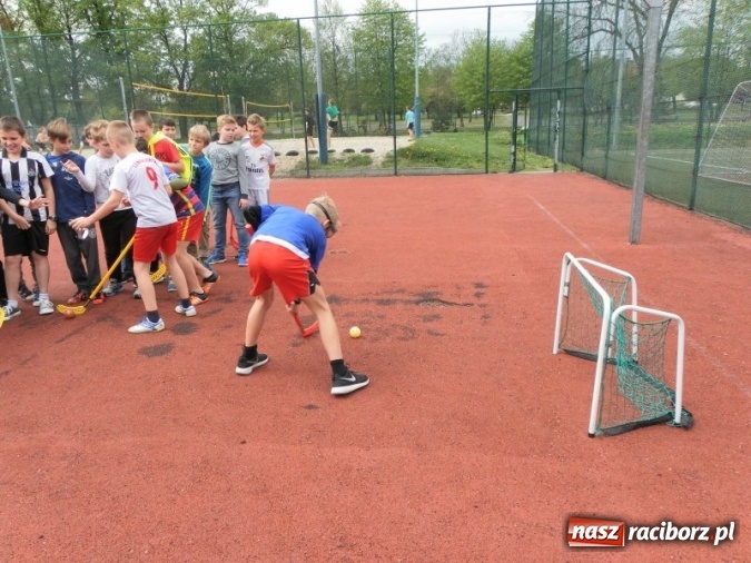 Zdjęcie w galerii na portalu naszraciborz.pl: Gimnazjum nr 3 obchodziło Dzień Patrona  wiadomości z regionu
