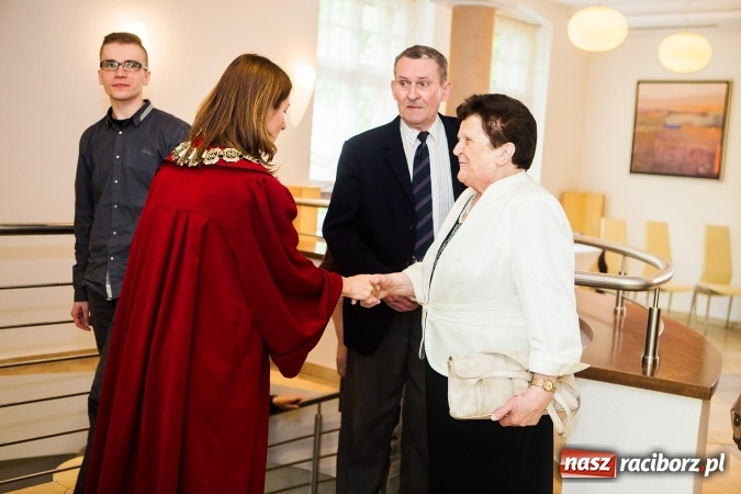 Zdjęcie w galerii na portalu naszraciborz.pl: Dzisiaj sześć kolejnych par obchodziło złote gody  wiadomości z regionu