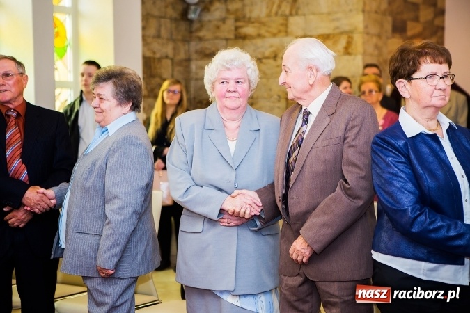 Zdjęcie w galerii na portalu naszraciborz.pl: Dzisiaj sześć kolejnych par obchodziło złote gody  wiadomości z regionu