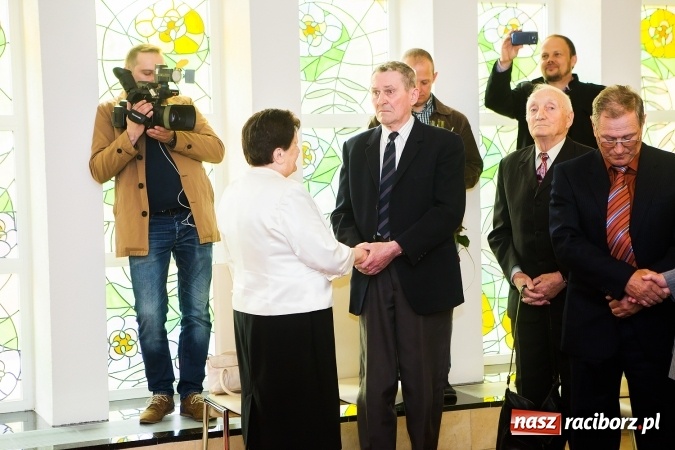 Zdjęcie w galerii na portalu naszraciborz.pl: Dzisiaj sześć kolejnych par obchodziło złote gody  wiadomości z regionu