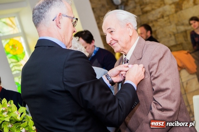 Zdjęcie w galerii na portalu naszraciborz.pl: Dzisiaj sześć kolejnych par obchodziło złote gody  wiadomości z regionu