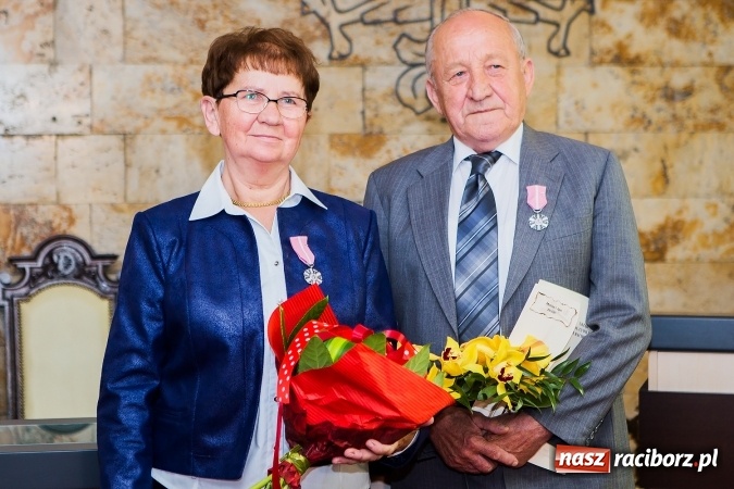 Zdjęcie w galerii na portalu naszraciborz.pl: Dzisiaj sześć kolejnych par obchodziło złote gody  wiadomości z regionu