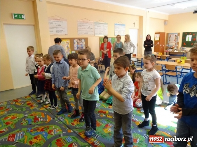 Zdjęcie w galerii na portalu naszraciborz.pl: W Szkole Podstawowej nr 15 po raz drugi odbyła się Powiatowa Olimpiada Matematyczna dla Przedszkoli Mały Pitagoras  wiadomości z regionu