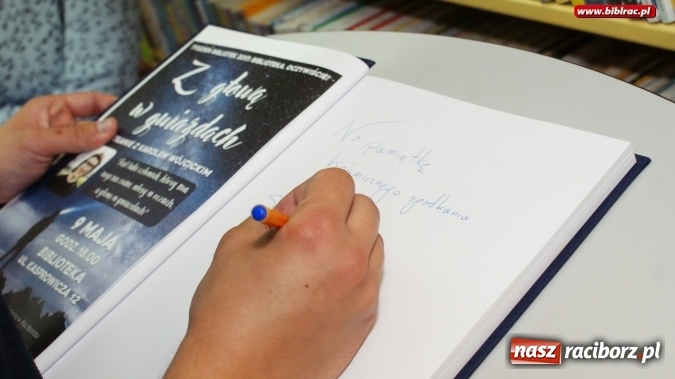 Zdjęcie w galerii na portalu naszraciborz.pl: Wszyscy jesteśmy astronomami! W bibliotece gościł Karol Wójcicki  wiadomości z regionu