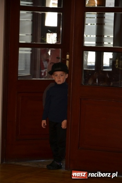 Zdjęcie w galerii na portalu naszraciborz.pl: Młode talenty na scenie w Tworkowie – taniec i recytacja wierszy  wiadomości z regionu