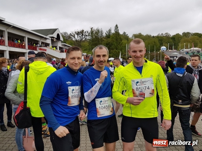 Zdjęcie w galerii na portalu naszraciborz.pl: Biegacze z Rafako na Wings For Life World Run wiadomości z regionu