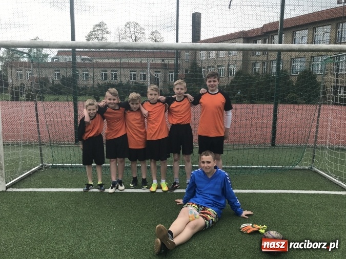 Zdjęcie w galerii na portalu naszraciborz.pl: Chłopcy z Rudnika najlepsi w powiatowych zawodach piłki nożnej wiadomości z regionu