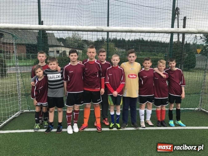Zdjęcie w galerii na portalu naszraciborz.pl: Chłopcy z Rudnika najlepsi w powiatowych zawodach piłki nożnej wiadomości z regionu