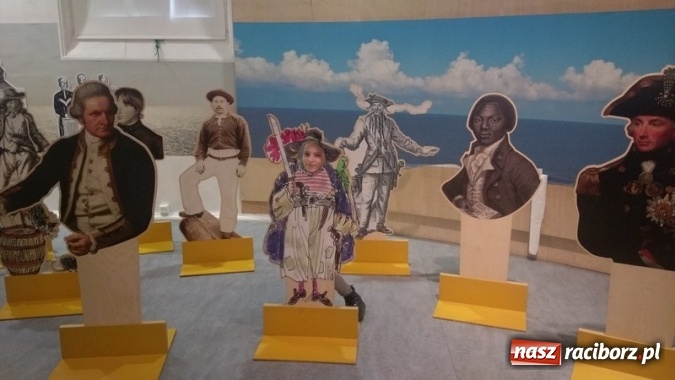 Zdjęcie w galerii na portalu naszraciborz.pl: Uczniowie Szkoły Podstawowej nr 4 odkrywali Londyn  wiadomości z regionu