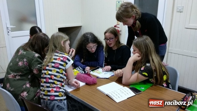 Zdjęcie w galerii na portalu naszraciborz.pl: Uczniowie Szkoły Podstawowej nr 4 odkrywali Londyn  wiadomości z regionu