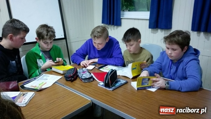 Zdjęcie w galerii na portalu naszraciborz.pl: Uczniowie Szkoły Podstawowej nr 4 odkrywali Londyn  wiadomości z regionu