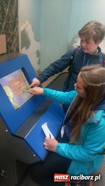 Zdjęcie w galerii na portalu naszraciborz.pl: Uczniowie Szkoły Podstawowej nr 4 odkrywali Londyn  wiadomości z regionu