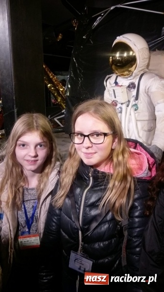 Zdjęcie w galerii na portalu naszraciborz.pl: Uczniowie Szkoły Podstawowej nr 4 odkrywali Londyn  wiadomości z regionu