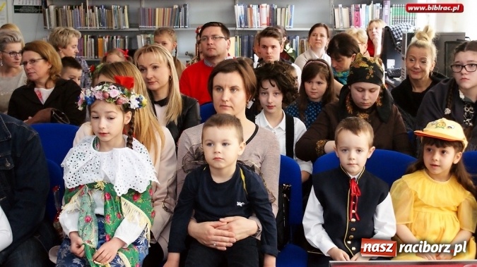 Zdjęcie w galerii na portalu naszraciborz.pl: Po raz dziewiąty raciborska biblioteka zorganizowała Konkurs Gwary Śląskiej wiadomości z regionu