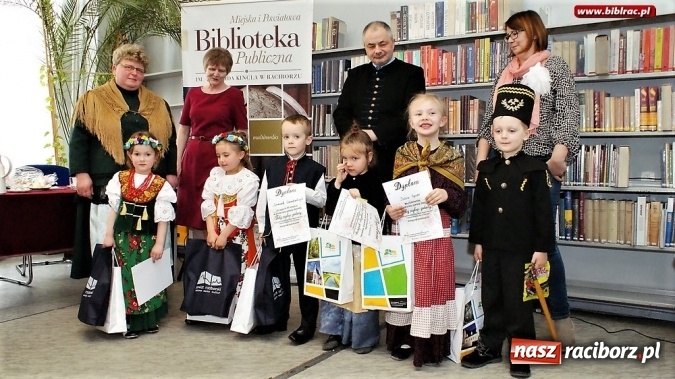 Zdjęcie w galerii na portalu naszraciborz.pl: Po raz dziewiąty raciborska biblioteka zorganizowała Konkurs Gwary Śląskiej wiadomości z regionu