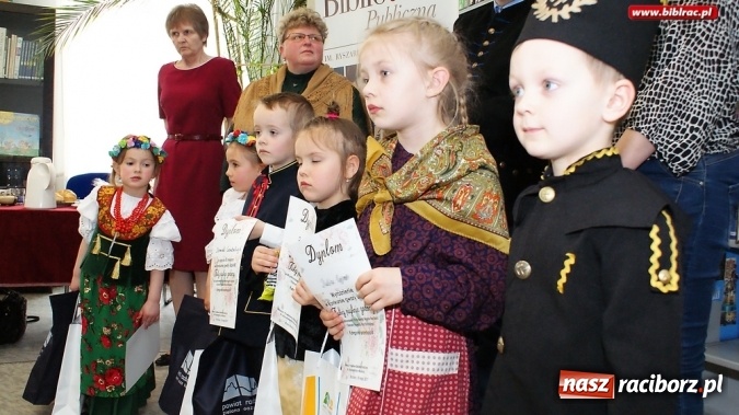 Zdjęcie w galerii na portalu naszraciborz.pl: Po raz dziewiąty raciborska biblioteka zorganizowała Konkurs Gwary Śląskiej wiadomości z regionu