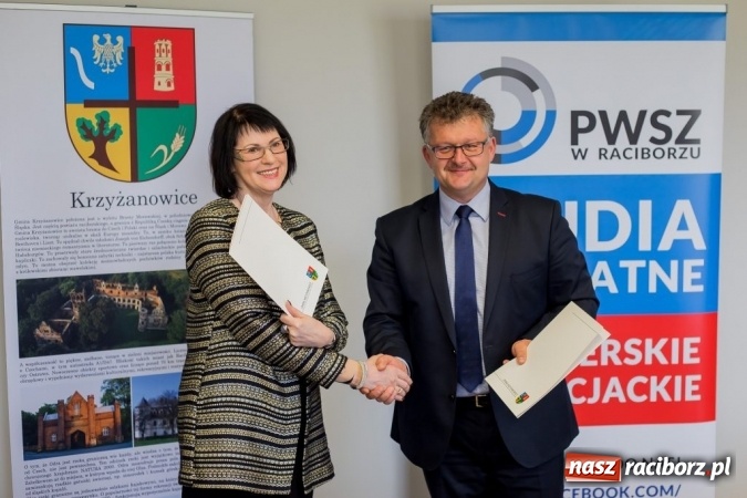 Zdjęcie w galerii na portalu naszraciborz.pl: Podpisanie umowy między PWSZ w Raciborzu i Gminą Krzyżanowice  wiadomości z regionu