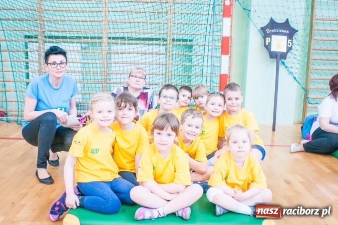 Zdjęcie w galerii na portalu naszraciborz.pl: XV Spartakiada przedszkolaków w Arenie Rafako wiadomości z regionu