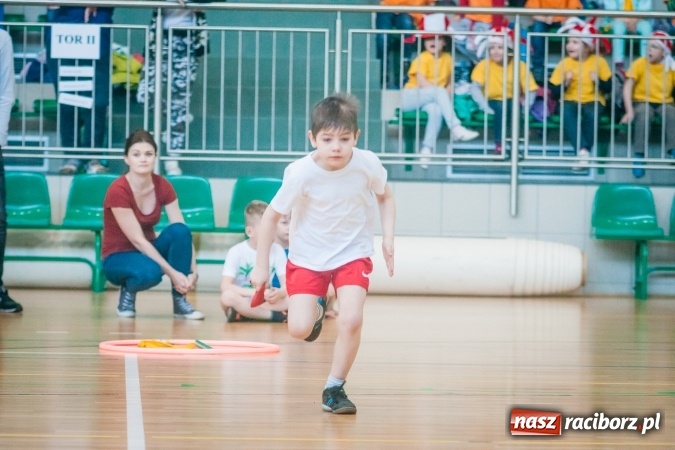 Zdjęcie w galerii na portalu naszraciborz.pl: XV Spartakiada przedszkolaków w Arenie Rafako wiadomości z regionu