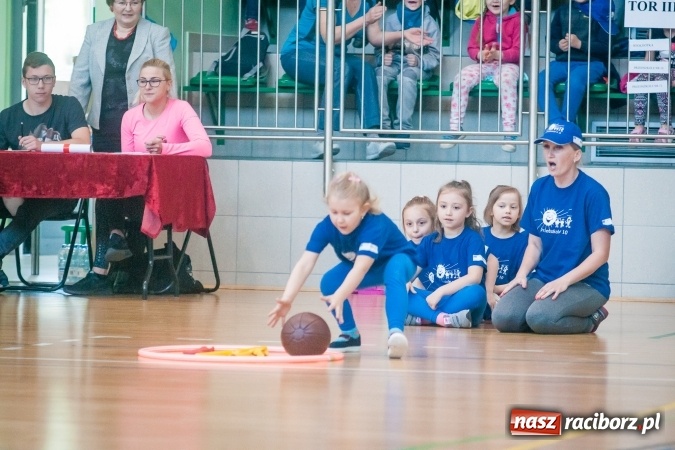Zdjęcie w galerii na portalu naszraciborz.pl: XV Spartakiada przedszkolaków w Arenie Rafako wiadomości z regionu