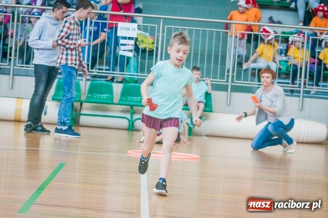 Zdjęcie w galerii na portalu naszraciborz.pl: XV Spartakiada przedszkolaków w Arenie Rafako wiadomości z regionu