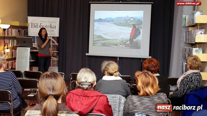 Zdjęcie w galerii na portalu naszraciborz.pl: Tydzień Bibliotek: Marzena Filipczak o sposobach na tanie podróżowanie w zasięgu ręki  wiadomości z regionu