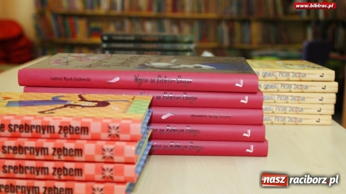 Zdjęcie w galerii na portalu naszraciborz.pl: Pan Tik-Tak odwiedził raciborską bibliotekę wiadomości z regionu