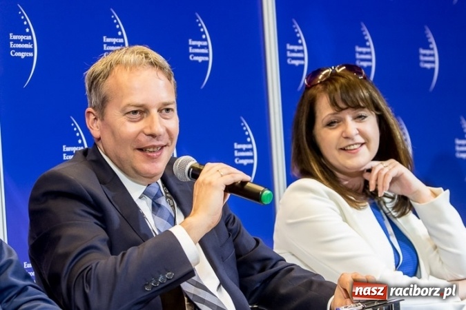 Zdjęcie w galerii na portalu naszraciborz.pl: O walce z niską emisją w ramach IX Europejskiego Kongresu Gospodarczego  wiadomości z regionu