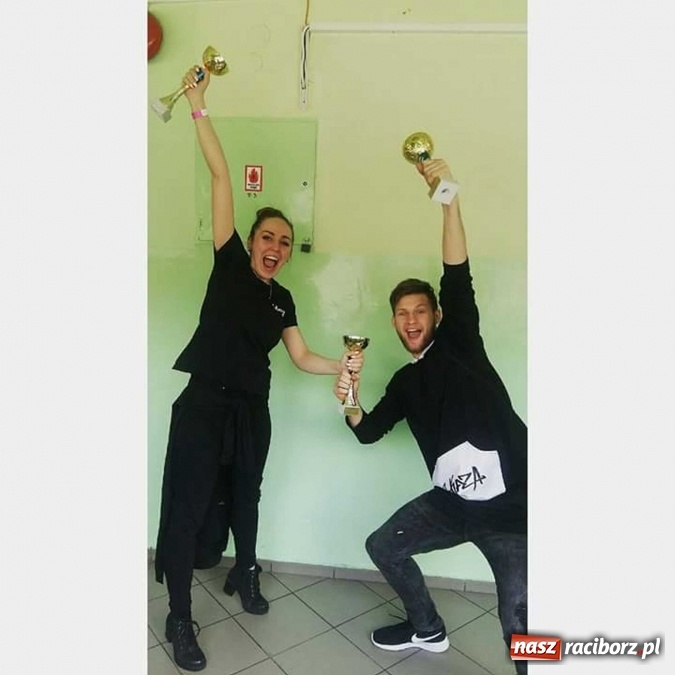 Zdjęcie w galerii na portalu naszraciborz.pl: Tancerze raciborskiego zespołu Skaza z kolejnymi sukcesami wiadomości z regionu