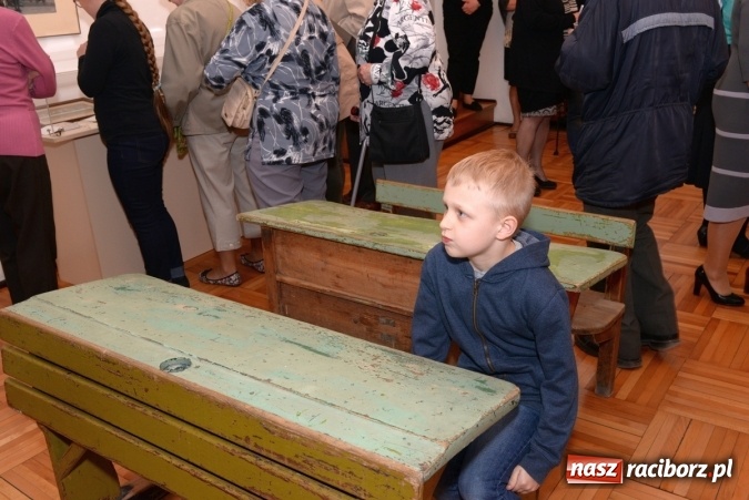 Zdjęcie w galerii na portalu naszraciborz.pl: Patataj, patataj... do krainy dzieciństwa - nowa wystawa w raciborskim Muzeum  wiadomości z regionu