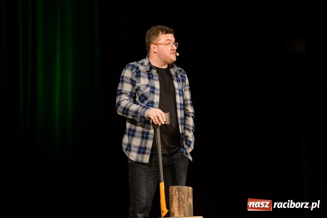 Zdjęcie w galerii na portalu naszraciborz.pl: To Ci tłumaczę! - kabaret Smile w Raciborskim Centrum Kultury wiadomości z regionu