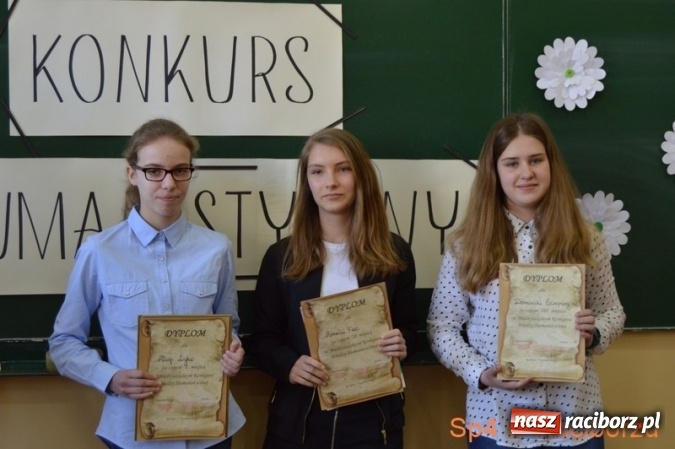 Zdjęcie w galerii na portalu naszraciborz.pl:  XVIII Międzyszkolny Konkurs Humanistyczny w SP 4 wiadomości z regionu