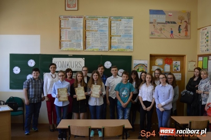Zdjęcie w galerii na portalu naszraciborz.pl:  XVIII Międzyszkolny Konkurs Humanistyczny w SP 4 wiadomości z regionu