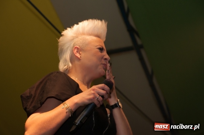 Zdjęcie w galerii na portalu naszraciborz.pl: Piękni i Młodzi w szymocickim AquaBrax. Na 450 lat raciborskiego browaru wiadomości z regionu