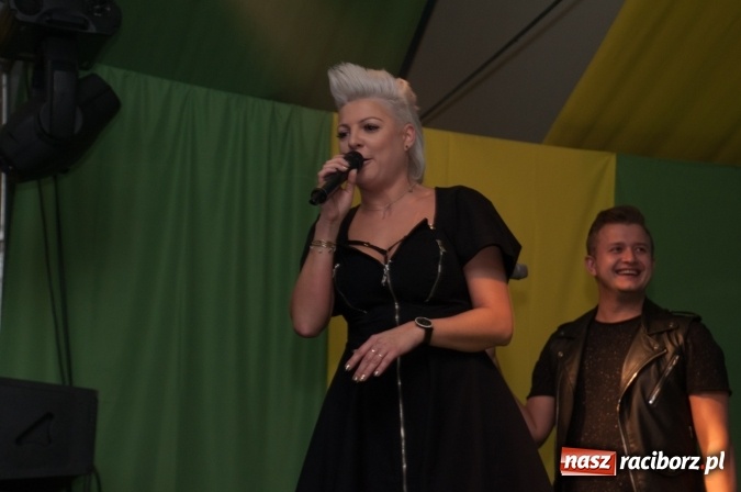 Zdjęcie w galerii na portalu naszraciborz.pl: Piękni i Młodzi w szymocickim AquaBrax. Na 450 lat raciborskiego browaru wiadomości z regionu