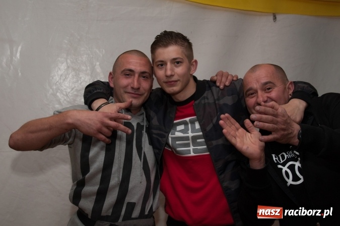 Zdjęcie w galerii na portalu naszraciborz.pl: Piękni i Młodzi w szymocickim AquaBrax. Na 450 lat raciborskiego browaru wiadomości z regionu