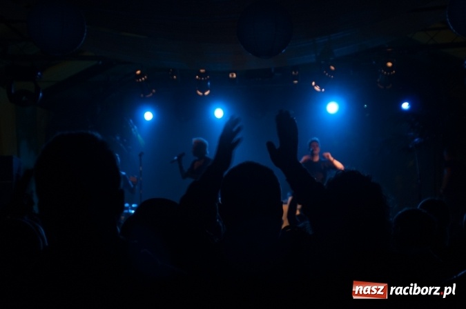 Zdjęcie w galerii na portalu naszraciborz.pl: Piękni i Młodzi w szymocickim AquaBrax. Na 450 lat raciborskiego browaru wiadomości z regionu