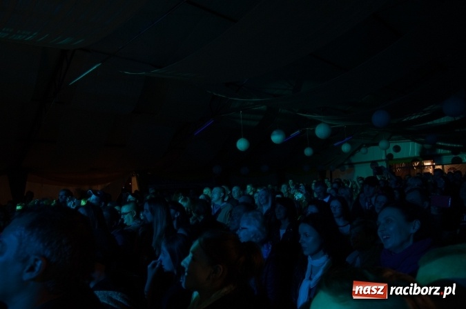 Zdjęcie w galerii na portalu naszraciborz.pl: Piękni i Młodzi w szymocickim AquaBrax. Na 450 lat raciborskiego browaru wiadomości z regionu