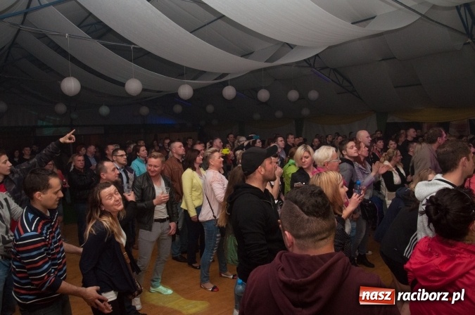 Zdjęcie w galerii na portalu naszraciborz.pl: Piękni i Młodzi w szymocickim AquaBrax. Na 450 lat raciborskiego browaru wiadomości z regionu